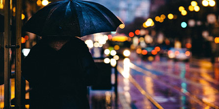 kaiyun sports-38岁的克雷莫内塞前锋瓦尔迪攻破尤文图斯的大门！，克瓦迪尔人